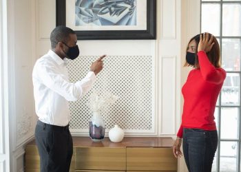 Virtual Bonds: Couples’ Heartwarming Stories