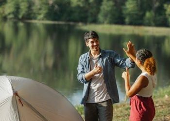 Love Lessons from Hollywood’s Happiest Couples