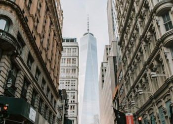 Hollywood’s Most Notorious Love Triangles