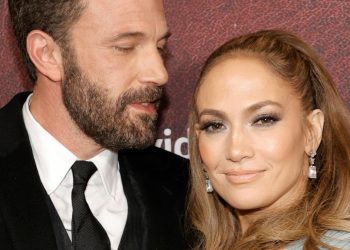 Celebrity Romances Unveiled: Secrets Exposed in the Spotlight