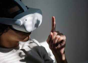 Uncovering Romance: Partners of Game Voices