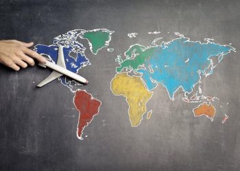 Hidden Hearts: Navigating Secret Relationships in Tinseltown