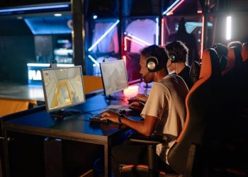 From Virtual Pixels to Real Hearts: Online Multiplayer’s Matchmaking Magic