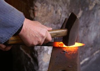 The Art of Crafting Elegant Timepieces