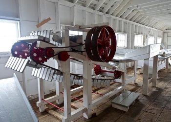 Revolutionizing the Manufacturing Industry Through Automation