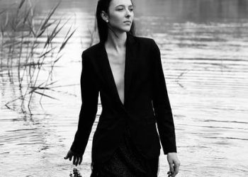 The Art of Timeless Elegance: Mastering Classic Fashion Trends